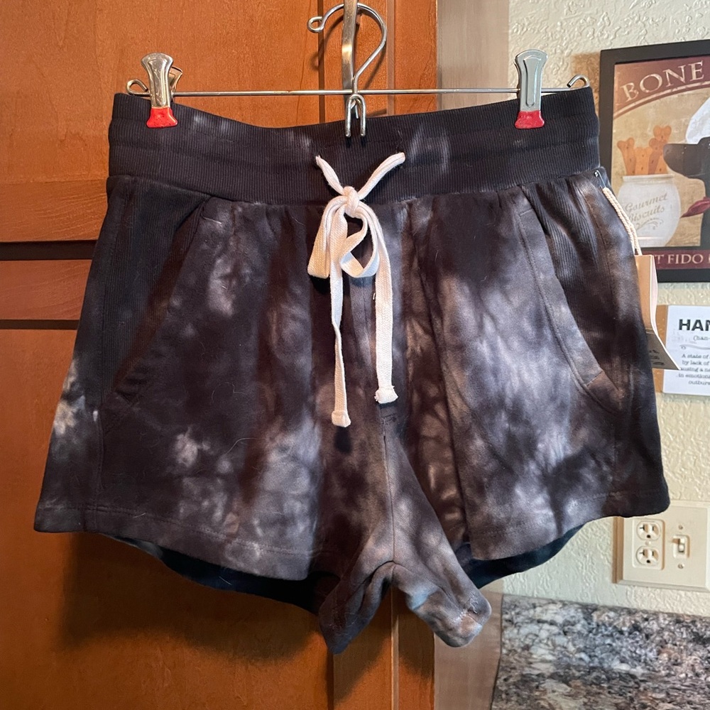 Tie-Dye Black and Gray Women's Shorts